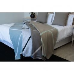 Aranda Jeté de lit Amanda Cotton Highway - Tissu - Galet -France Couvertures Soldes Boutique 1000150582 190125 10173900072 MOOD GALLERYIMAGES P000000001000150582 mood