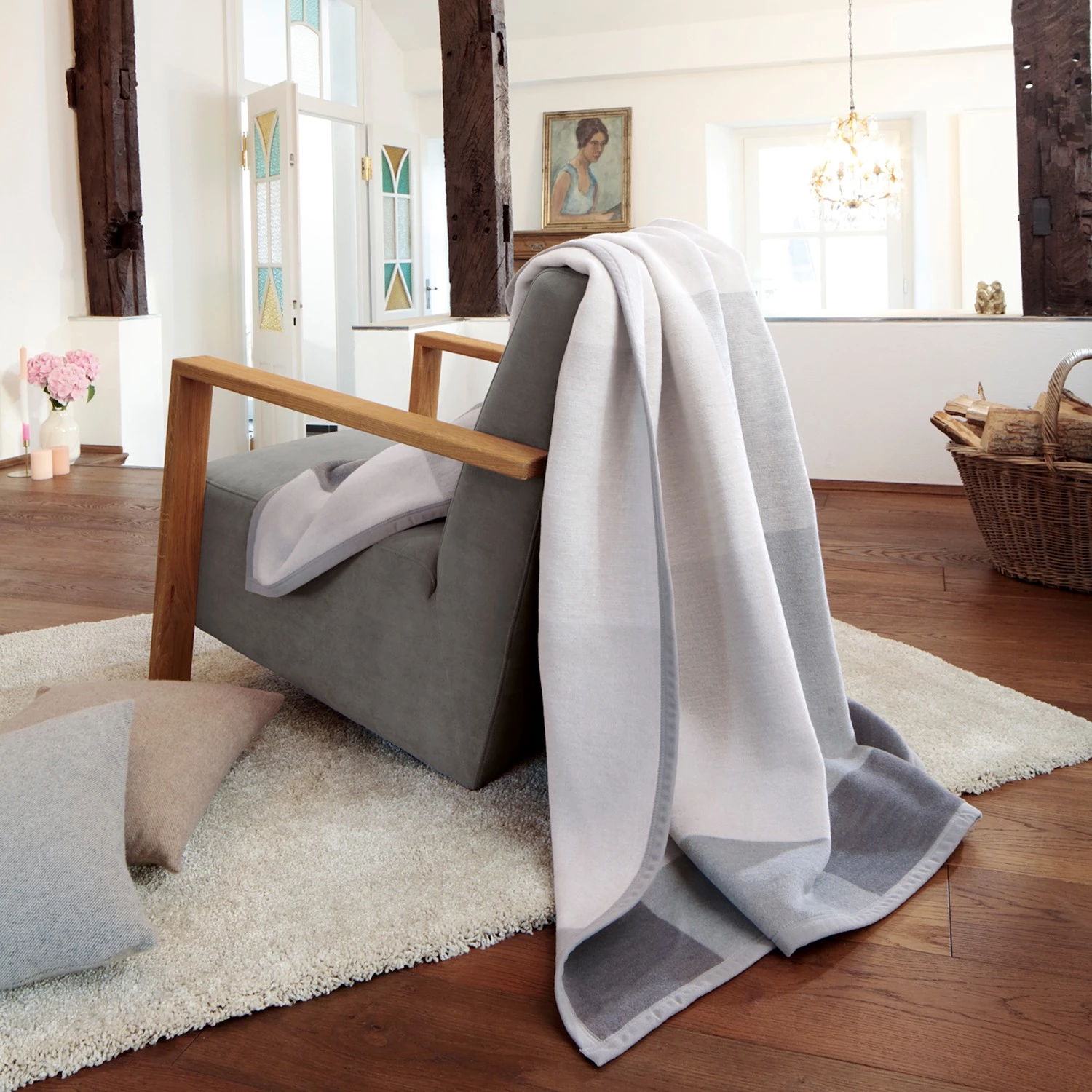 Biederlack Plaid Timeless - Tissu mélangé - Gris - 150 x 200 cm 4 Biederlack Plaid Timeless - Tissu mélangé - Gris - 150 x 200 cm – Image 2