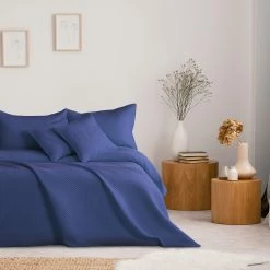 FLHF Plaid Messli - Polyester - Bleu foncé - 220 x 240 cm -France Couvertures Soldes Boutique 1000269805 210531 07053700736 MOOD DETAILS P000000001000269805 mood