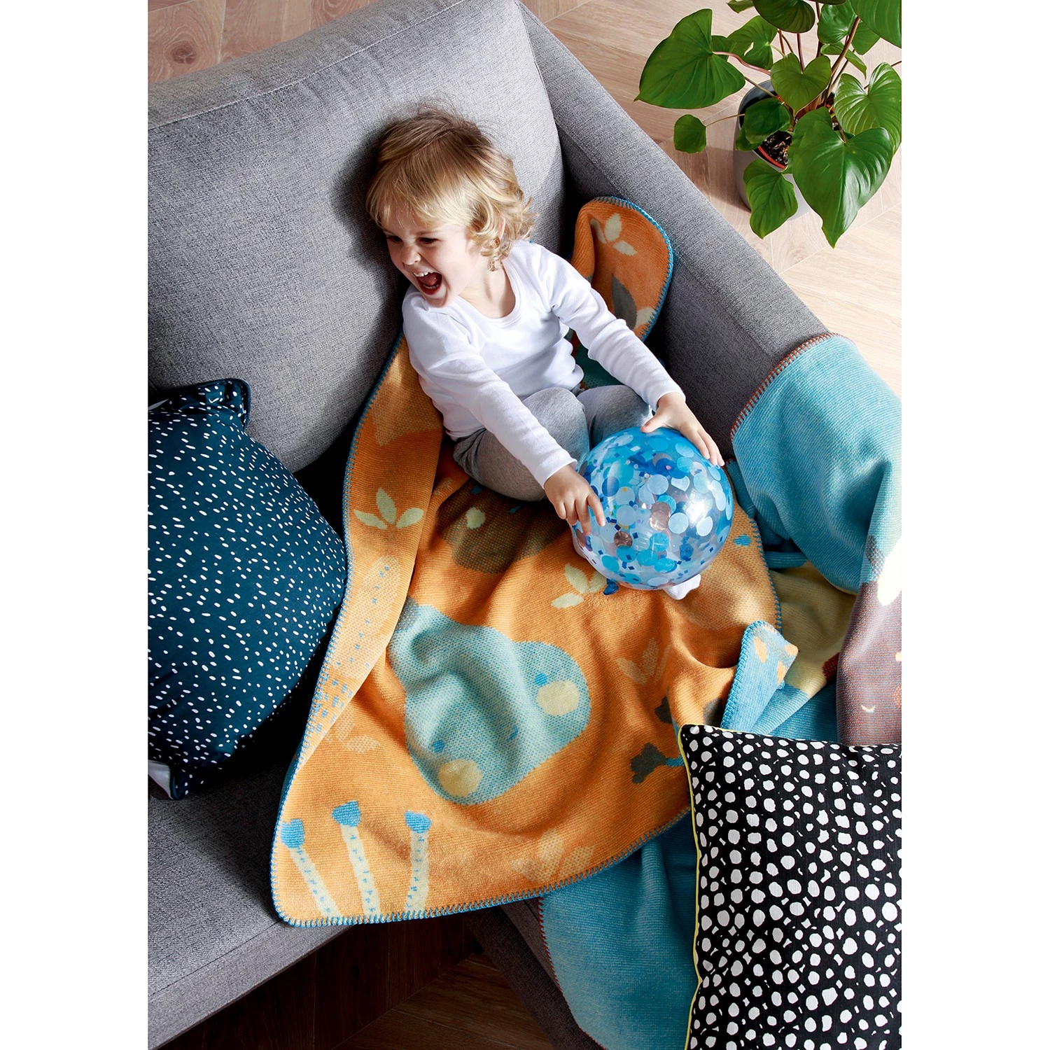 Biederlack Plaid Lovely & Sweet Fruits II - Tissu mélangé - Orange / Multicolore 4 Biederlack Plaid Lovely & Sweet Fruits II - Tissu mélangé - Orange / Multicolore – Image 2