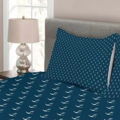 Twentyfour Couvre-lit Nautic - Polyester - Bleu / Blanc - 264 x 220 cm 9 Twentyfour Couvre-lit Nautic - Polyester - Bleu / Blanc - 264 x 220 cm -France Couvertures Soldes Boutique 1000326937 220121 1232400040 DETAILS P000000001000326937