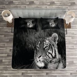 Twentyfour Couvre-lit Tigre du Bengal - Polyester - Noir / Blanc - 264 x 220 cm -France Couvertures Soldes Boutique 1000326940 220121 1232410021 MOOD DETAILS P000000001000326940 mood