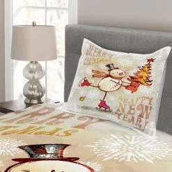 Twentyfour Couvre-lit Skating Happy Snowman - Polyester - Multicolore - 170 x 220 cm 9 Twentyfour Couvre-lit Skating Happy Snowman - Polyester - Multicolore - 170 x 220 cm -France Couvertures Soldes Boutique 1000326952 220121 1232430040 DETAILS P000000001000326952