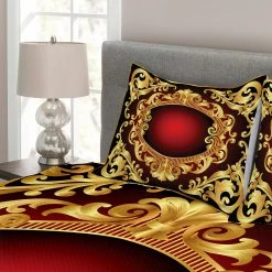 Twentyfour Couvre-lit Baroque - Polyester - Jaune ocre / Bordeaux - 264 x 220 cm 9 Twentyfour Couvre-lit Baroque - Polyester - Jaune ocre / Bordeaux - 264 x 220 cm -France Couvertures Soldes Boutique 1000326959 220121 1232440040 DETAILS P000000001000326959