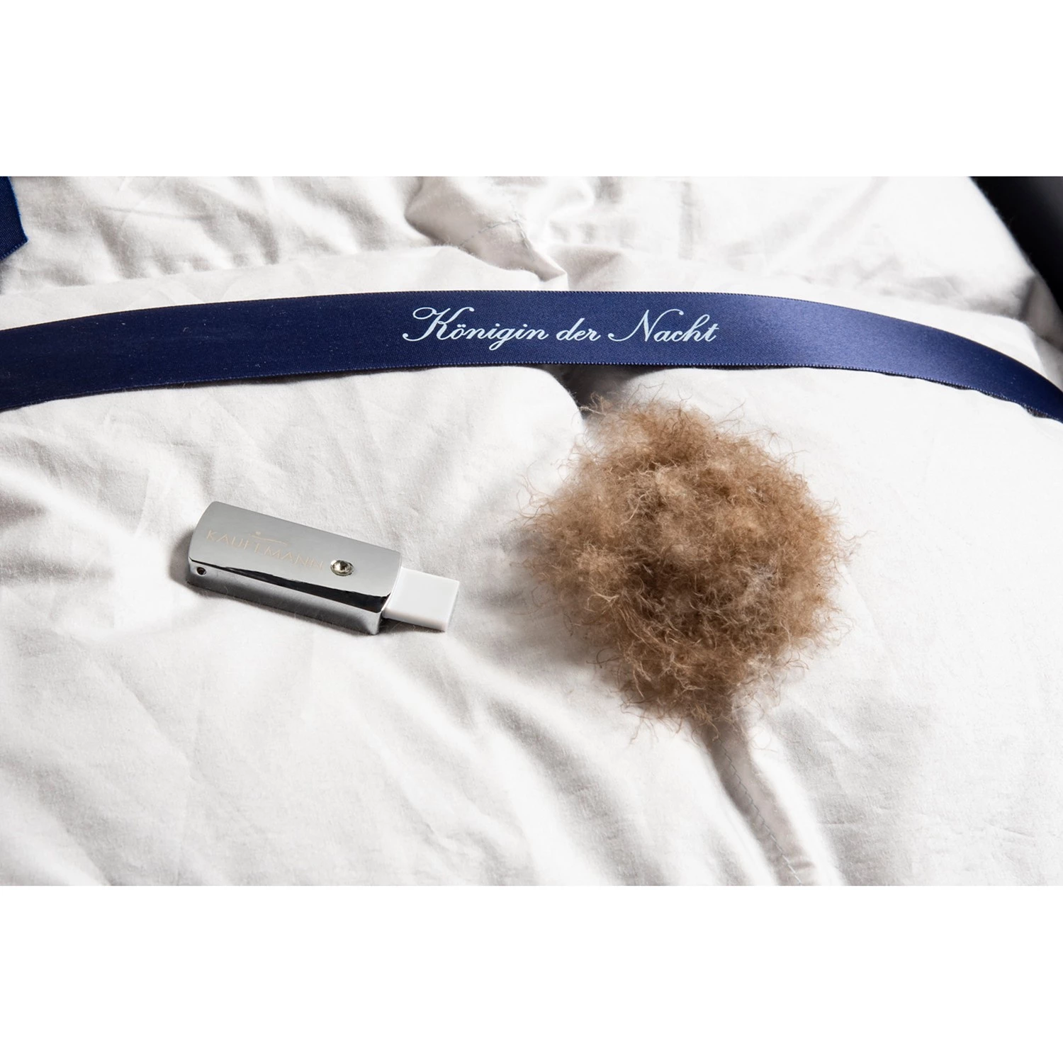 Kauffmann FC Couette hiver Reine de la nuit - Coton / Duvet d’oie - Blanc - 135 x 200 cm 4 Kauffmann FC Couette hiver Reine de la nuit - Coton / Duvet d’oie - Blanc - 135 x 200 cm – Image 2