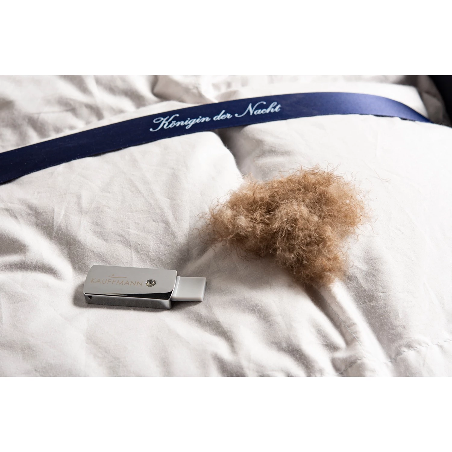 Kauffmann FC Couette 4 saisons Königin der Nacht - Coton / Duvet d’oie - Blanc - 155 x 220 cm 4 Kauffmann FC Couette 4 saisons Königin der Nacht - Coton / Duvet d’oie - Blanc - 155 x 220 cm – Image 2