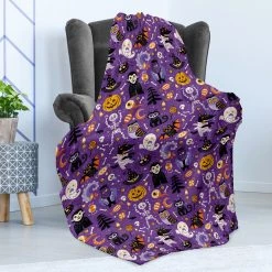 Twentyfour Plaid Halloween - Polyester - Violet / Orange - 125 x 175 cm -France Couvertures Soldes Boutique 1000358744 220621 021 MOOD DETAILS P000000001000358744 mood
