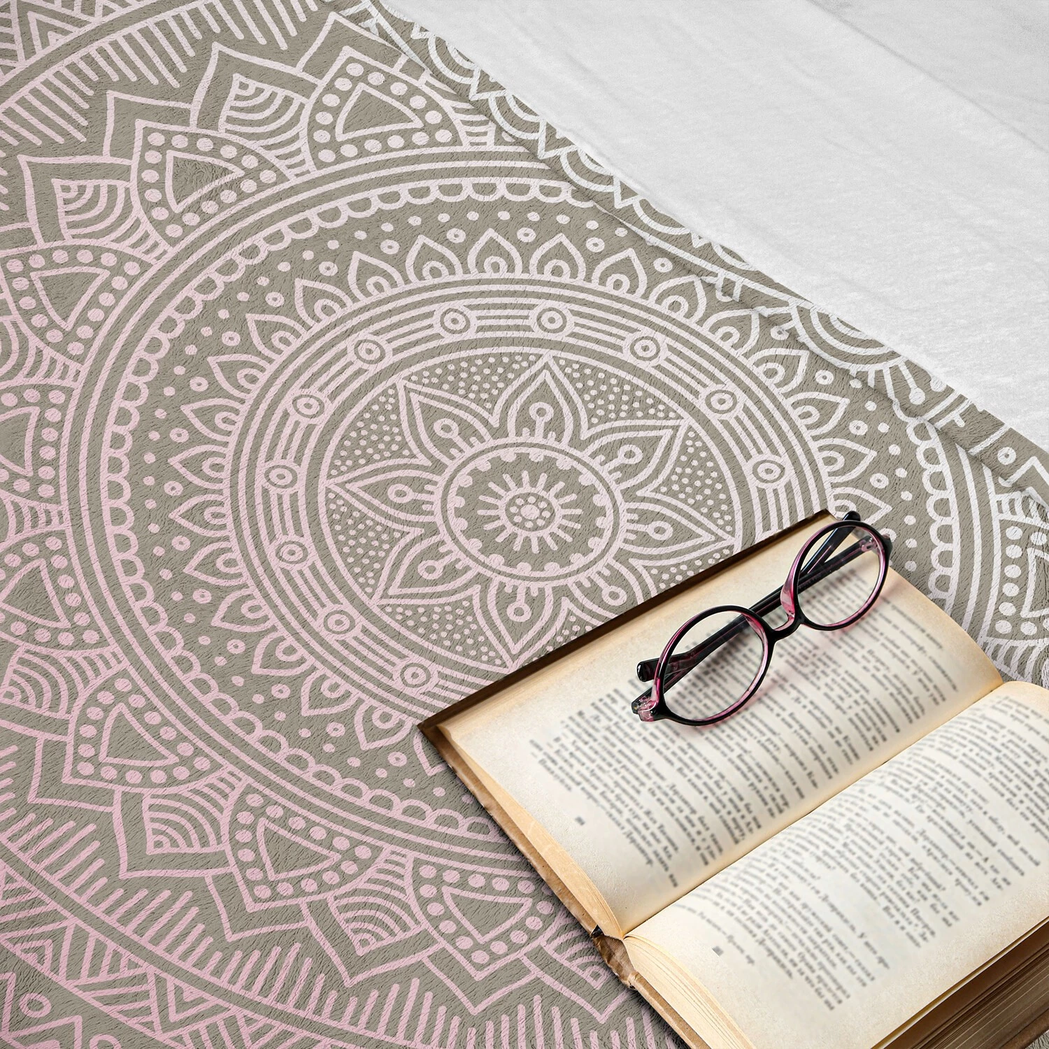 Twentyfour Plaid Mandala - 125 x 175 cm 6 Twentyfour Plaid Mandala - 125 x 175 cm – Image 4